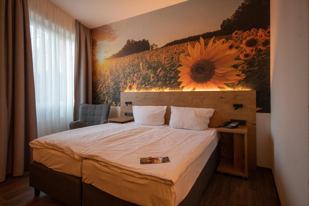 Hotel Stadt Aurich Exterior photo
